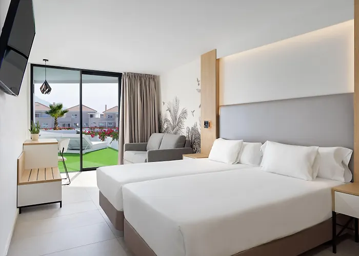 Mynd Adeje Hotell 4*