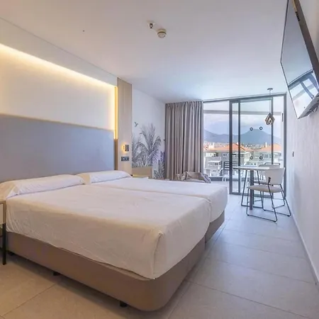 Mynd Adeje 4* Адехе