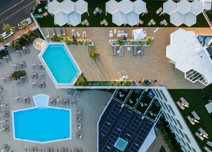 Mynd Adeje Адехе