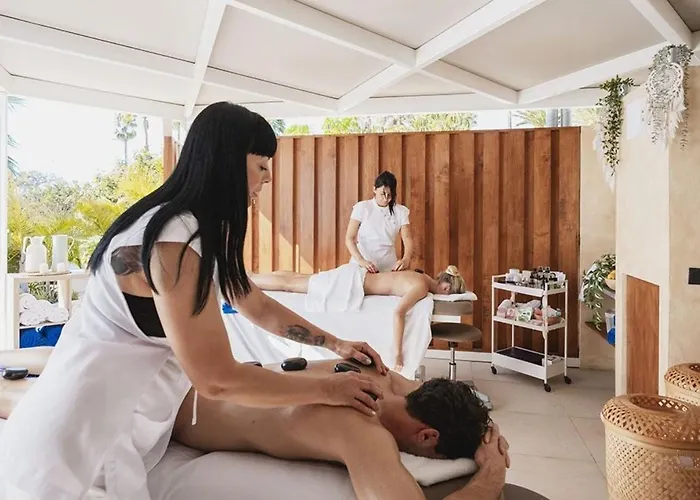 Mynd Adeje Отель